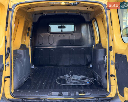 Рено Кєнгу 2015 у Тернополі на Automoto.ua Жовтий Рено Кєнгу, об'ємом двигуна 0 л та пробігом 110 тис. км за 7500 $, фото 20 на Automoto.ua