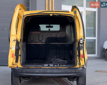 Рено Кєнгу 2015 у Тернополі на Automoto.ua Жовтий Рено Кєнгу, об'ємом двигуна 0 л та пробігом 110 тис. км за 7500 $, фото 23 на Automoto.ua