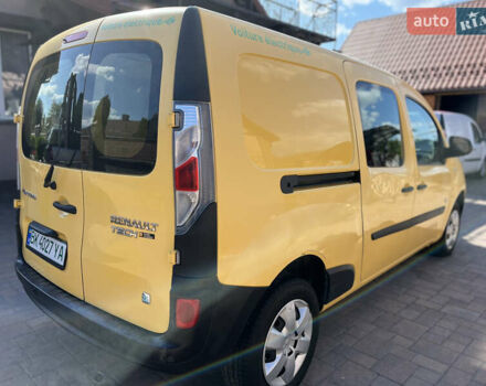 Жовтий Рено Кєнгу, об'ємом двигуна 0 л та пробігом 98 тис. км за 5999 $, фото 3 на Automoto.ua