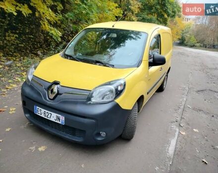 Рено Кенгу 2017 в Львове на Automoto.ua Желтый Рено Кенгу, объемом двигателя 0 л и пробегом 90 тыс. км за 7999 $, фото 1 на Automoto.ua