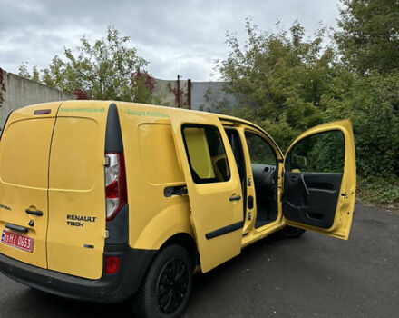 Желтый Рено Кенгу, объемом двигателя 0 л и пробегом 98 тыс. км за 7900 $, фото 4 на Automoto.ua