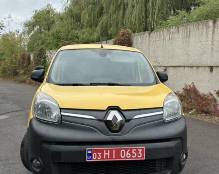 Желтый Рено Кенгу, объемом двигателя 0 л и пробегом 98 тыс. км за 7900 $, фото 2 на Automoto.ua