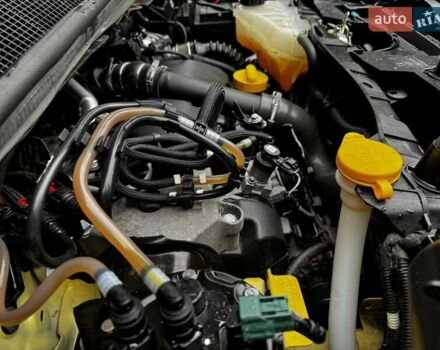 Жовтий Рено Кєнгу, об'ємом двигуна 1.5 л та пробігом 109 тис. км за 8600 $, фото 6 на Automoto.ua