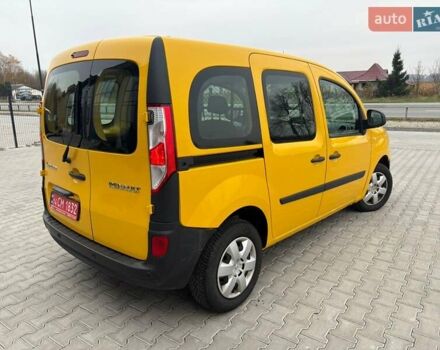 Желтый Рено Кенгу, объемом двигателя 1.5 л и пробегом 32 тыс. км за 9990 $, фото 6 на Automoto.ua