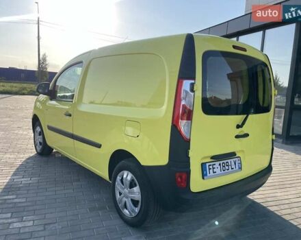 Желтый Рено Кенгу, объемом двигателя 0 л и пробегом 50 тыс. км за 9350 $, фото 16 на Automoto.ua