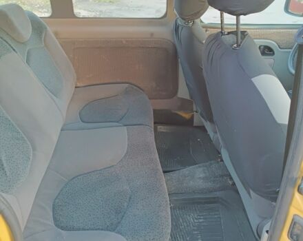 Желтый Рено Кенгу, объемом двигателя 0 л и пробегом 100 тыс. км за 2500 $, фото 4 на Automoto.ua