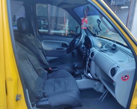 Жовтий Рено Кєнгу, об'ємом двигуна 1.9 л та пробігом 367 тис. км за 3500 $, фото 3 на Automoto.ua