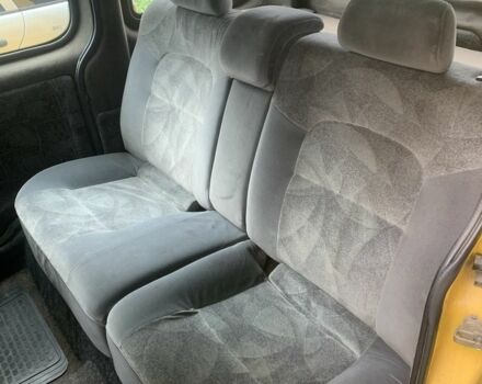 Рено Кенгу 2003 в Полтаве на Automoto.ua Желтый Рено Кенгу, объемом двигателя 1.5 л и пробегом 294 тыс. км за 3500 $, фото 6 на Automoto.ua