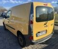 Желтый Рено Кенгу, объемом двигателя 0 л и пробегом 204 тыс. км за 3999 $, фото 3 на Automoto.ua