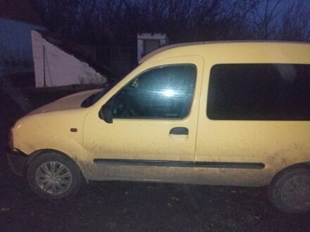 Желтый Рено Кенгу, объемом двигателя 1.2 л и пробегом 250 тыс. км за 2142 $, фото 1 на Automoto.ua