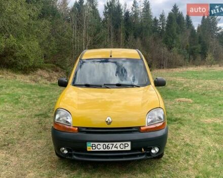 Желтый Рено Кенгу, объемом двигателя 1.87 л и пробегом 222 тыс. км за 4400 $, фото 1 на Automoto.ua