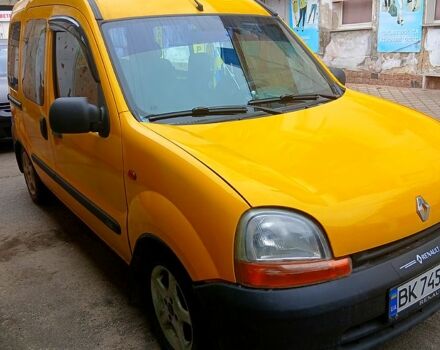 Желтый Рено Кенгу, объемом двигателя 1.9 л и пробегом 320 тыс. км за 2000 $, фото 1 на Automoto.ua