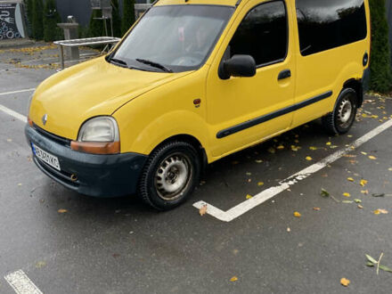 Желтый Рено Кенгу, объемом двигателя 1.87 л и пробегом 380 тыс. км за 2000 $, фото 1 на Automoto.ua