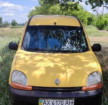 Желтый Рено Кенгу, объемом двигателя 1.2 л и пробегом 382 тыс. км за 2200 $, фото 1 на Automoto.ua