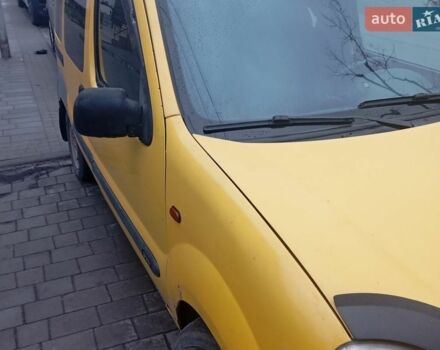 Желтый Рено Кенгу, объемом двигателя 1.9 л и пробегом 130 тыс. км за 2500 $, фото 1 на Automoto.ua