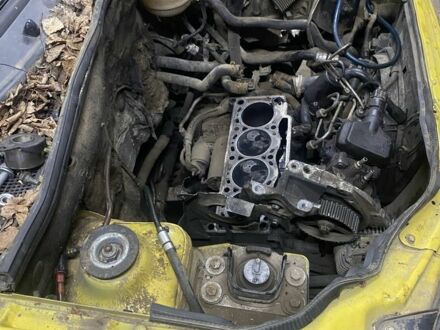 Рено Кенгу 2002 в Оратове на Automoto.ua Желтый Рено Кенгу, объемом двигателя 1.9 л и пробегом 300 тыс. км за 1000 $, фото 1 на Automoto.ua