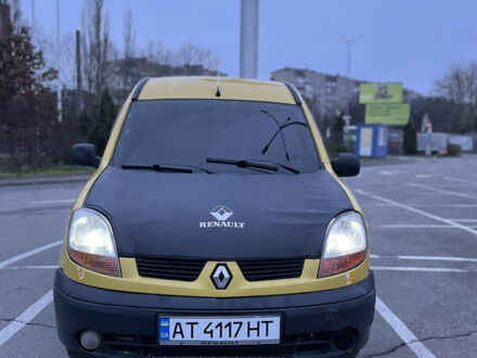 Желтый Рено Кенгу, объемом двигателя 1.5 л и пробегом 300 тыс. км за 4000 $, фото 1 на Automoto.ua