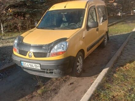 Желтый Рено Кенгу, объемом двигателя 1.5 л и пробегом 294 тыс. км за 3300 $, фото 1 на Automoto.ua