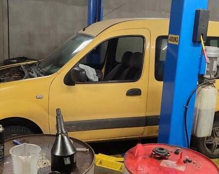 Жовтий Рено Кєнгу, об'ємом двигуна 1.5 л та пробігом 350 тис. км за 2000 $, фото 1 на Automoto.ua