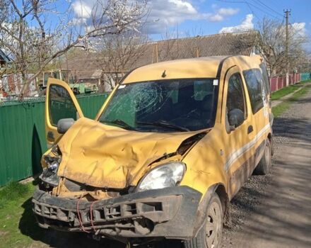 Желтый Рено Кенгу, объемом двигателя 1.5 л и пробегом 3 тыс. км за 1100 $, фото 1 на Automoto.ua