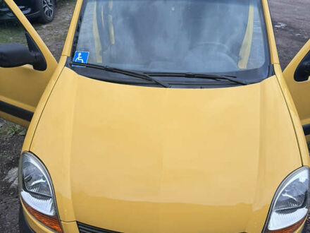 Рено Кенгу 2006 в Львове на Automoto.ua Желтый Рено Кенгу, объемом двигателя 1.46 л и пробегом 145 тыс. км за 3000 $, фото 1 на Automoto.ua