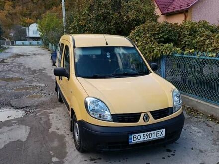 Желтый Рено Кенгу, объемом двигателя 1.46 л и пробегом 281 тыс. км за 3300 $, фото 1 на Automoto.ua