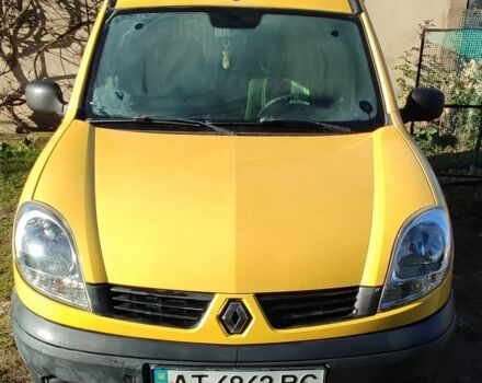 Желтый Рено Кенгу, объемом двигателя 1.5 л и пробегом 204 тыс. км за 4100 $, фото 1 на Automoto.ua