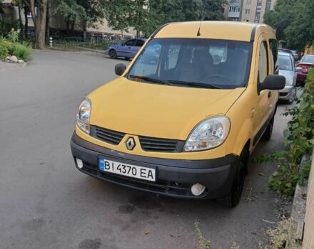 Желтый Рено Кенгу, объемом двигателя 1.6 л и пробегом 195 тыс. км за 4081 $, фото 1 на Automoto.ua