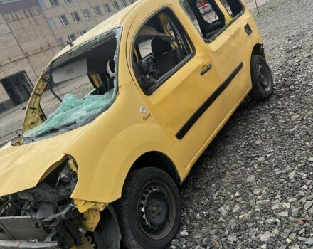 Желтый Рено Кенгу, объемом двигателя 1.5 л и пробегом 200 тыс. км за 1200 $, фото 1 на Automoto.ua