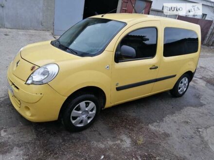 Желтый Рено Кенгу, объемом двигателя 0 л и пробегом 127 тыс. км за 6000 $, фото 1 на Automoto.ua
