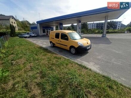 Рено Кенгу 2013 в Кременце на Automoto.ua Желтый Рено Кенгу, объемом двигателя 0 л и пробегом 122 тыс. км за 6350 $, фото 1 на Automoto.ua