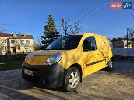 Рено Кенгу 2013 в Калуше на Automoto.ua Желтый Рено Кенгу, объемом двигателя 0 л и пробегом 132 тыс. км за 4700 $, фото 1 на Automoto.ua