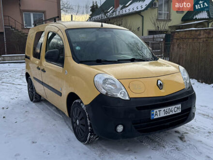 Желтый Рено Кенгу, объемом двигателя 0 л и пробегом 216 тыс. км за 4300 $, фото 1 на Automoto.ua