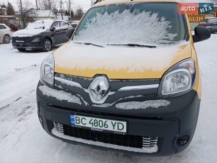 Желтый Рено Кенгу, объемом двигателя 0 л и пробегом 99 тыс. км за 9900 $, фото 1 на Automoto.ua
