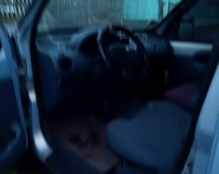 Сірий Рено Кєнгу, об'ємом двигуна 1.9 л та пробігом 0 тис. км за 3300 $, фото 6 на Automoto.ua