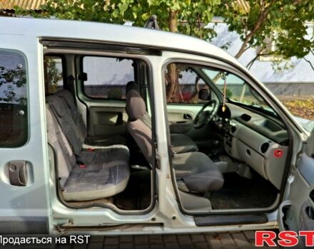 Серый Рено Кенгу, объемом двигателя 1.1 л и пробегом 175 тыс. км за 4000 $, фото 4 на Automoto.ua