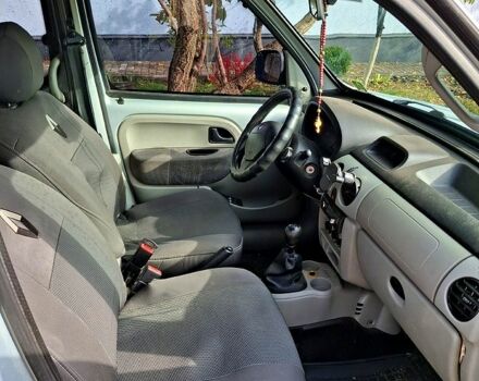 Серый Рено Кенгу, объемом двигателя 1.1 л и пробегом 175 тыс. км за 4000 $, фото 6 на Automoto.ua