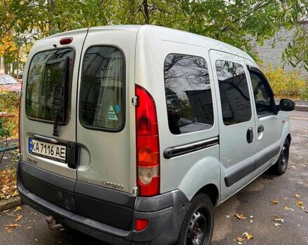 Сірий Рено Кєнгу, об'ємом двигуна 1.5 л та пробігом 200 тис. км за 3900 $, фото 4 на Automoto.ua