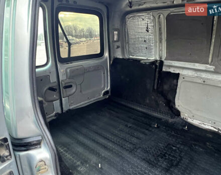 Серый Рено Кенгу, объемом двигателя 1.46 л и пробегом 450 тыс. км за 2599 $, фото 12 на Automoto.ua