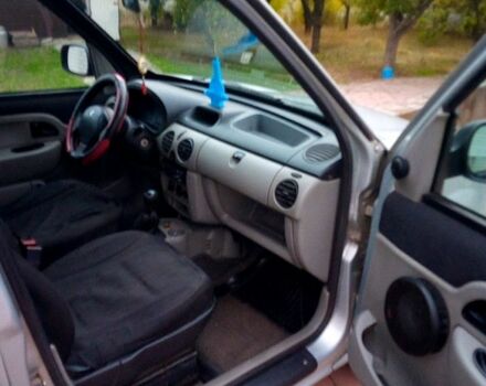 Сірий Рено Кєнгу, об'ємом двигуна 1.5 л та пробігом 226 тис. км за 4500 $, фото 6 на Automoto.ua