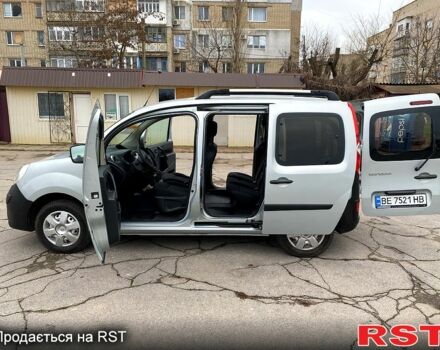 Серый Рено Кенгу, объемом двигателя 1.6 л и пробегом 253 тыс. км за 7650 $, фото 9 на Automoto.ua