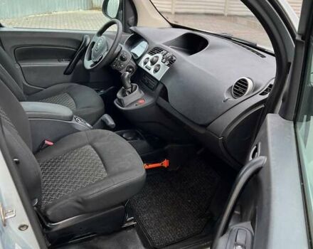 Серый Рено Кенгу, объемом двигателя 1.5 л и пробегом 305 тыс. км за 6200 $, фото 9 на Automoto.ua