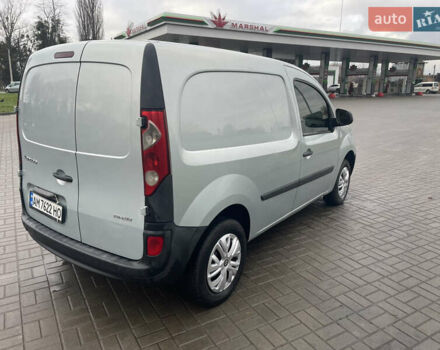 Серый Рено Кенгу, объемом двигателя 1.46 л и пробегом 270 тыс. км за 4600 $, фото 5 на Automoto.ua