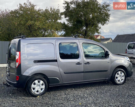 Серый Рено Кенгу, объемом двигателя 0 л и пробегом 91 тыс. км за 12200 $, фото 52 на Automoto.ua