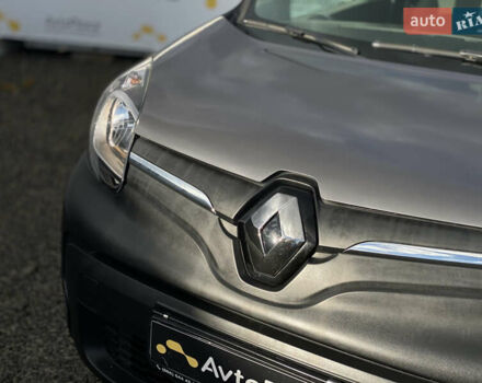 Серый Рено Кенгу, объемом двигателя 0 л и пробегом 91 тыс. км за 12200 $, фото 25 на Automoto.ua