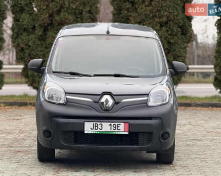 Серый Рено Кенгу, объемом двигателя 0 л и пробегом 45 тыс. км за 12900 $, фото 1 на Automoto.ua