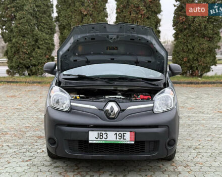 Сірий Рено Кєнгу, об'ємом двигуна 0 л та пробігом 45 тис. км за 12800 $, фото 53 на Automoto.ua