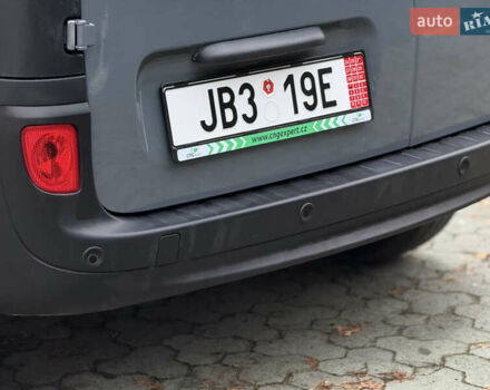 Серый Рено Кенгу, объемом двигателя 0 л и пробегом 45 тыс. км за 12900 $, фото 12 на Automoto.ua