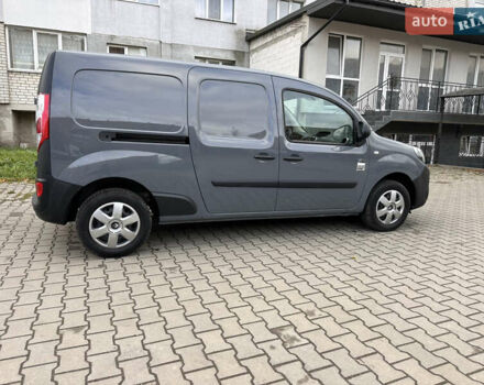 Рено Кєнгу 2022 у Дубно на Automoto.ua Сірий Рено Кєнгу, об'ємом двигуна 0 л та пробігом 65 тис. км за 12900 $, фото 10 на Automoto.ua