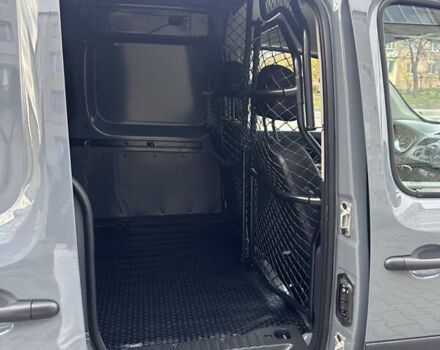 Серый Рено Кенгу, объемом двигателя 0 л и пробегом 65 тыс. км за 12900 $, фото 32 на Automoto.ua